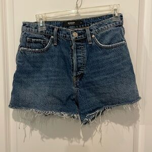 Hudson “Cara” classic shorts size 27